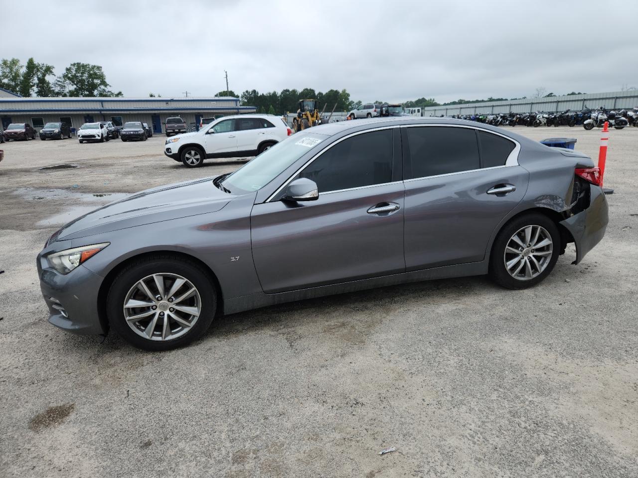 2015 Infiniti Q50 Base