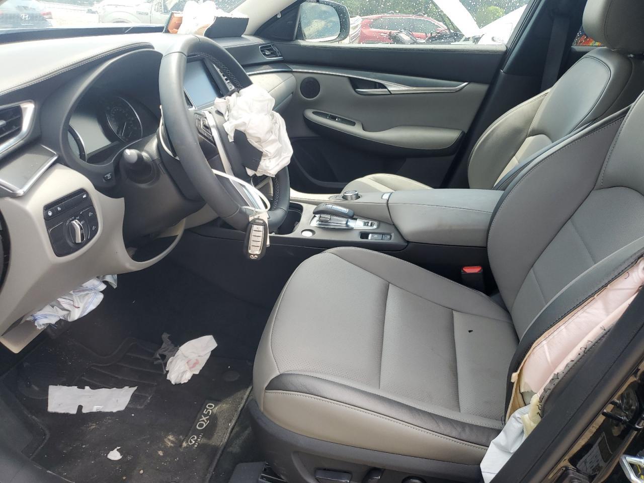 2025 Infiniti Qx50 Luxe - Image 7