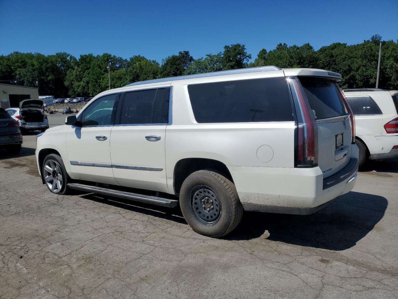 2015 Cadillac Escalade Esv Premium - Фото 2