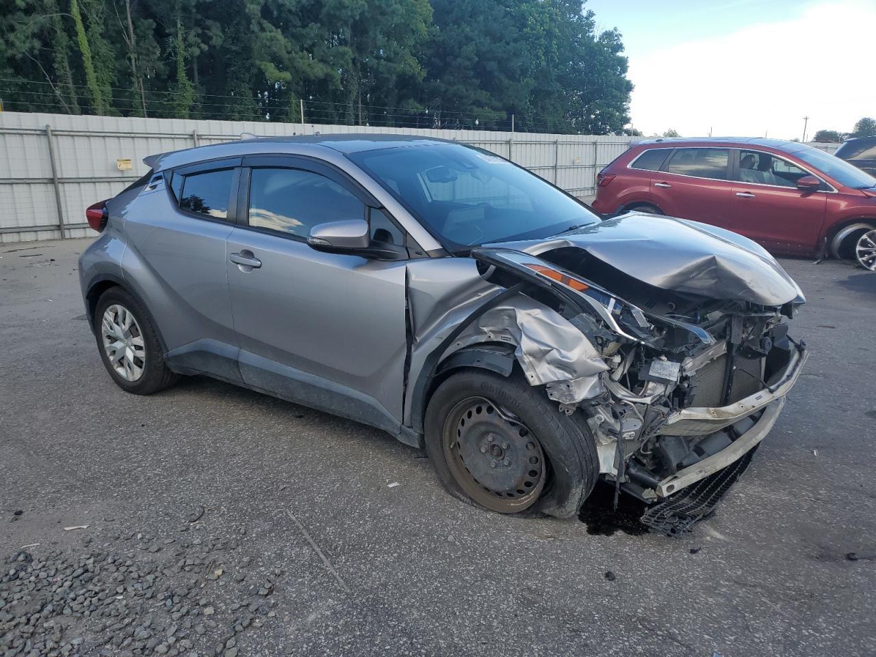 2019 Toyota C-Hr Xle - Фото 4