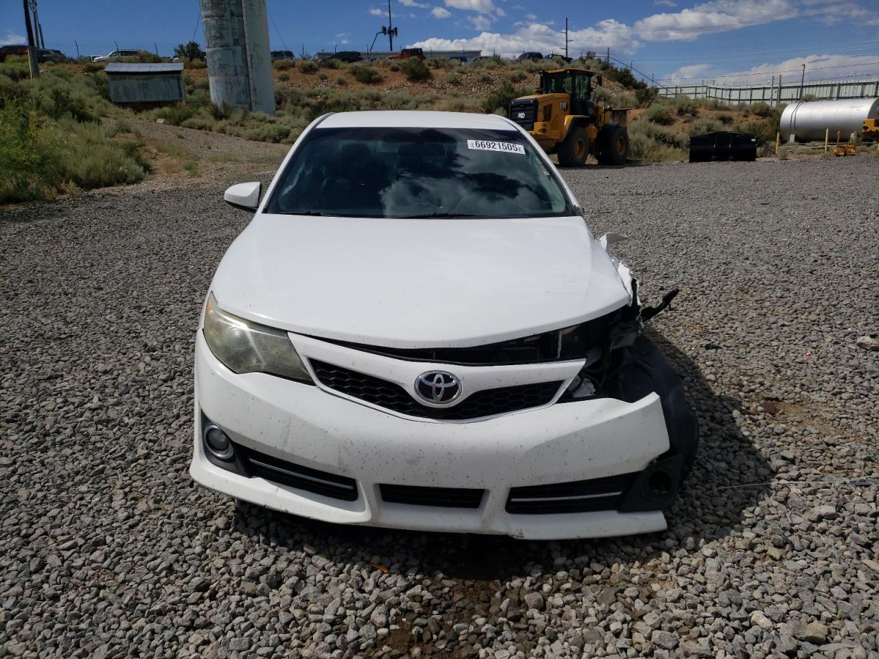2012 Toyota Camry Se - Image 5