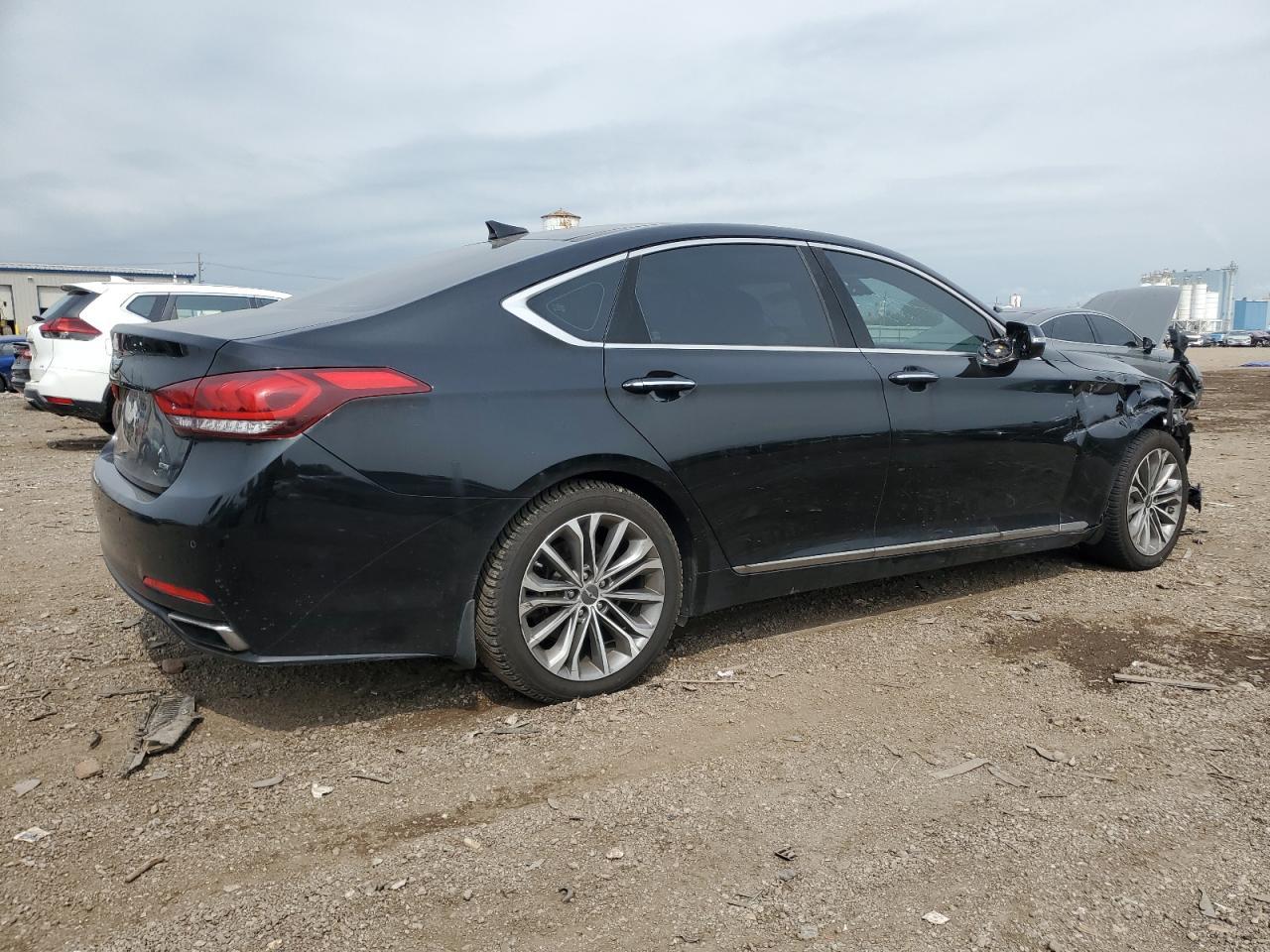 2015 Hyundai Genesis 3.8L - Image 3