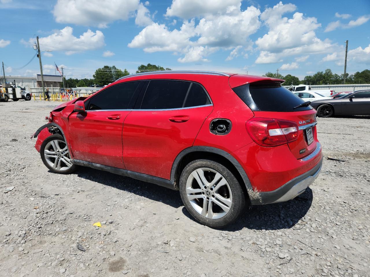 2018 Mercedes-Benz Gla 250 - Image 2