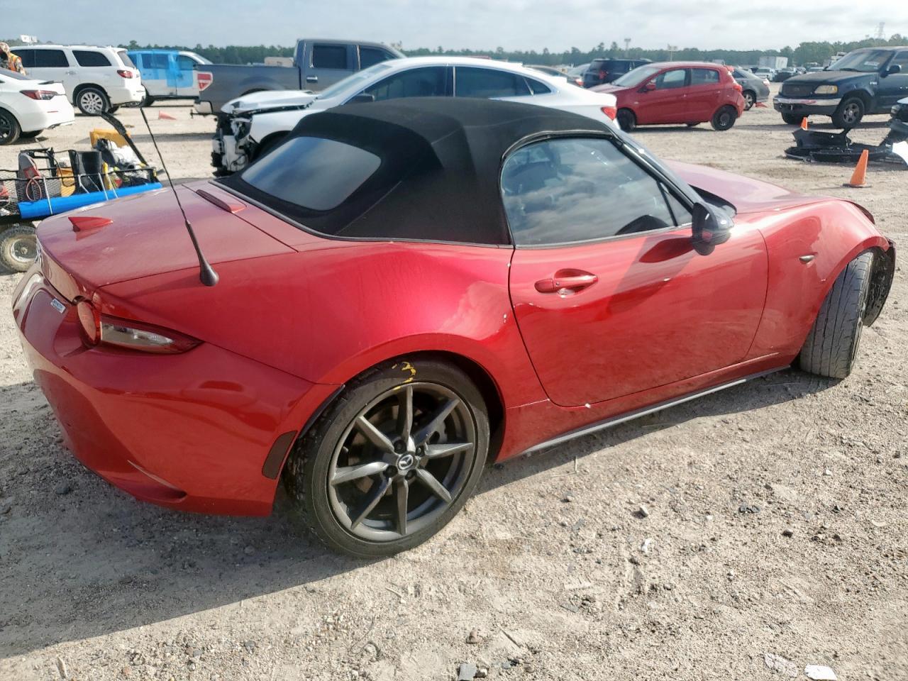2017 Mazda Mx-5 Miata Grand Touring - Image 3