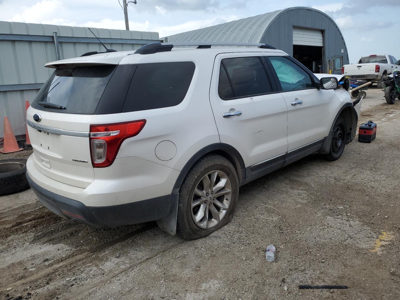 2014 Ford Explorer Xlt - Image 3
