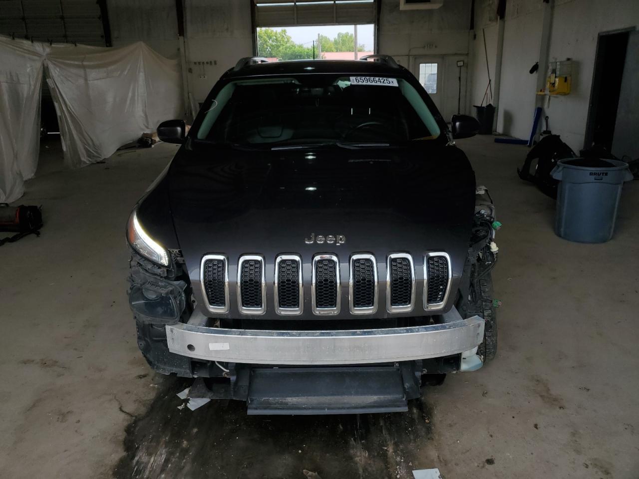 2016 Jeep Cherokee Limited - Image 5