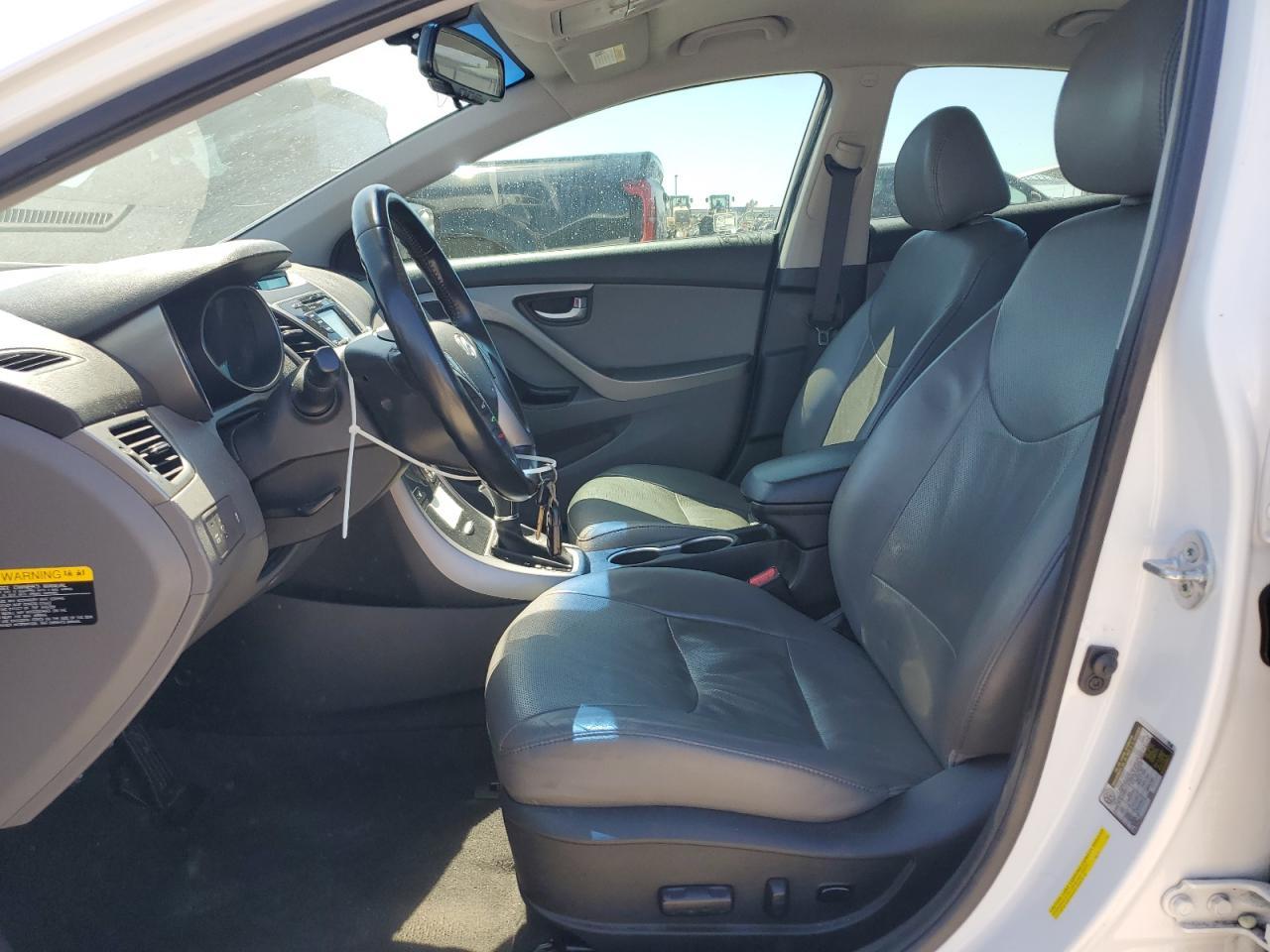 2014 Hyundai Elantra Se - Image 7