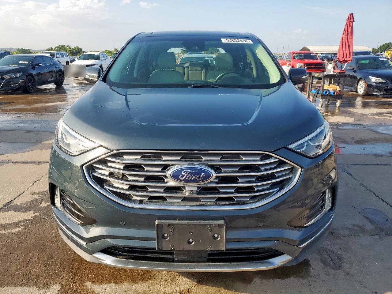 2019 Ford Edge Titanium - Image 5