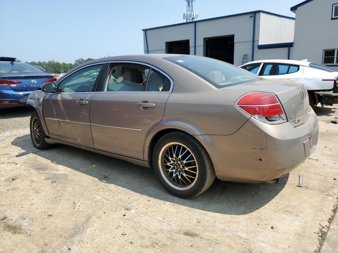 2008 Saturn Aura Xe - Image 2