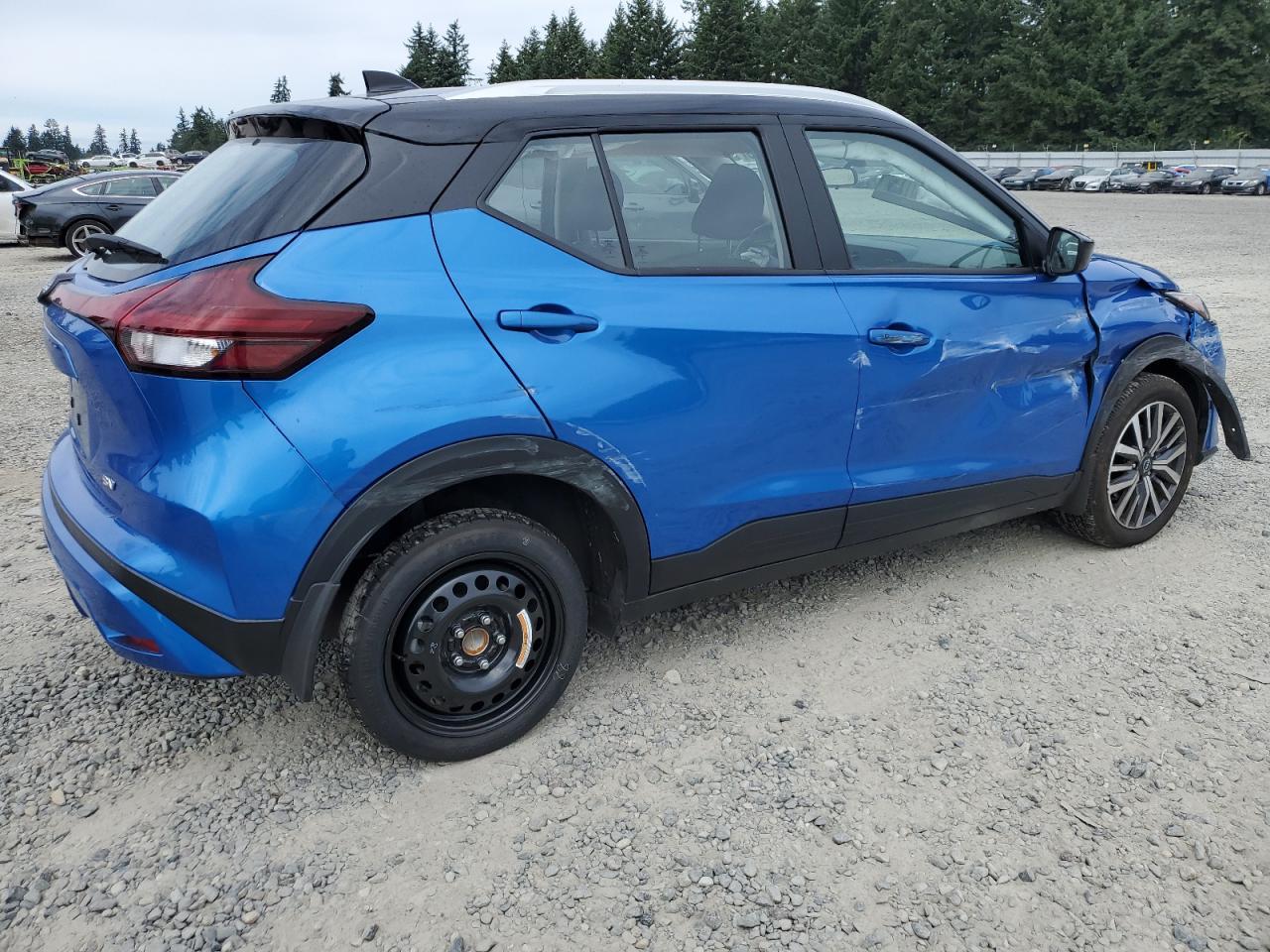 2024 Nissan Kicks Sv - Image 3