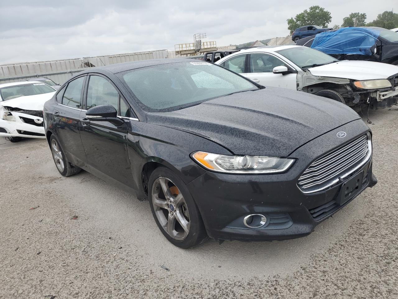 2013 Ford Fusion Se - Фото 4
