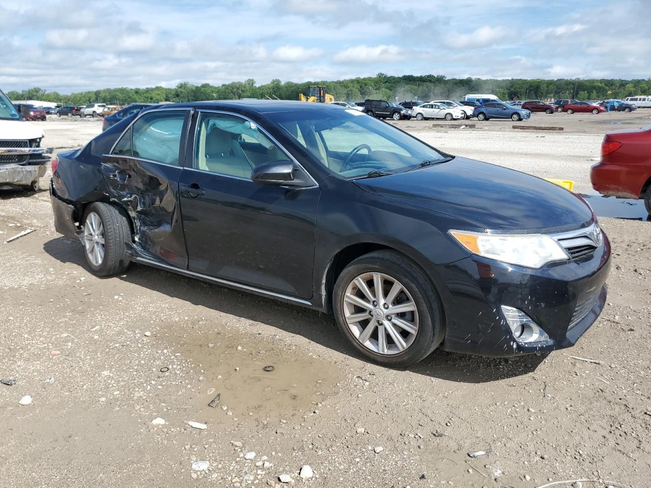 2012 Toyota Camry Base - Фото 4