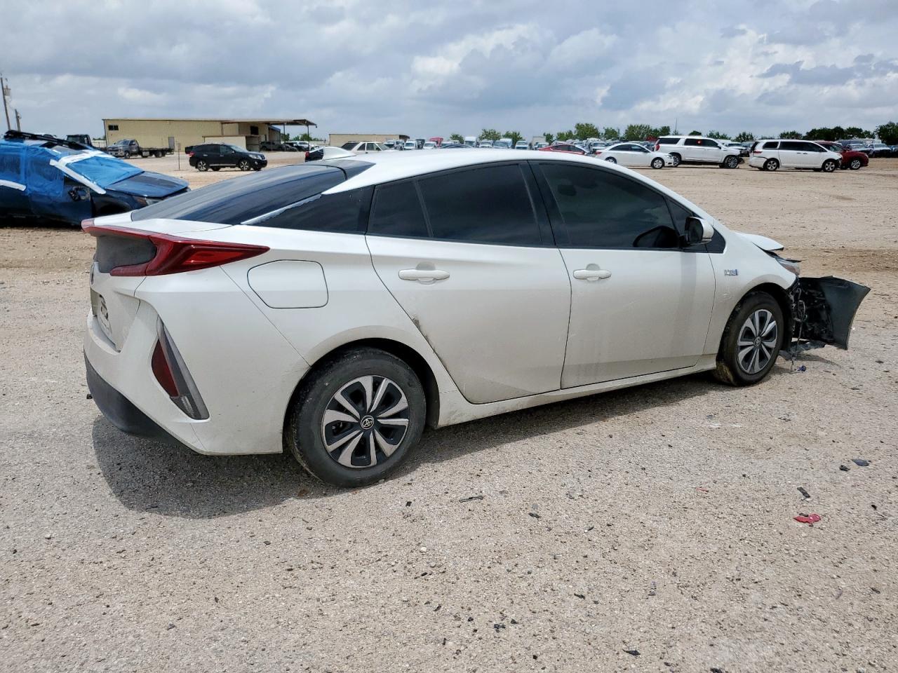 2018 Toyota Prius Prime - Фото 3