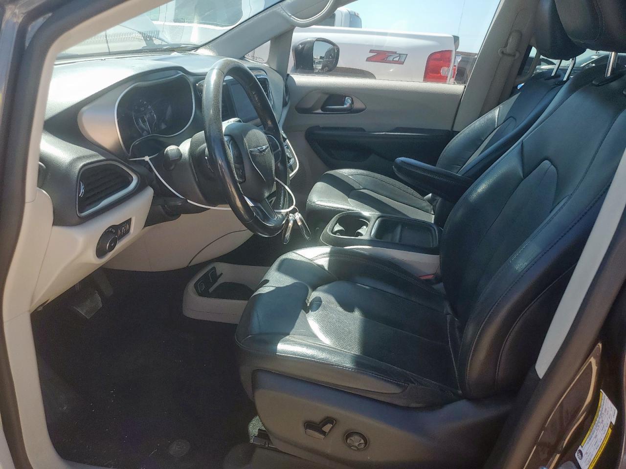 2020 Chrysler Pacifica Touring L - Фото 7