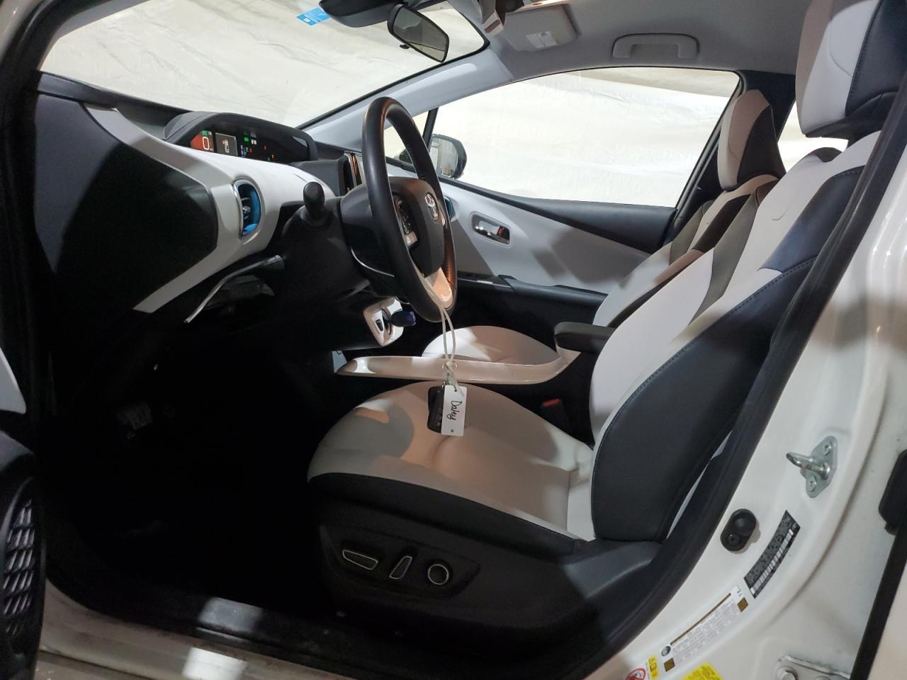 2017 Toyota Prius Prime - Фото 7