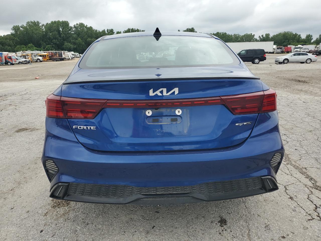 2024 Kia Forte Gt Line - Фото 6