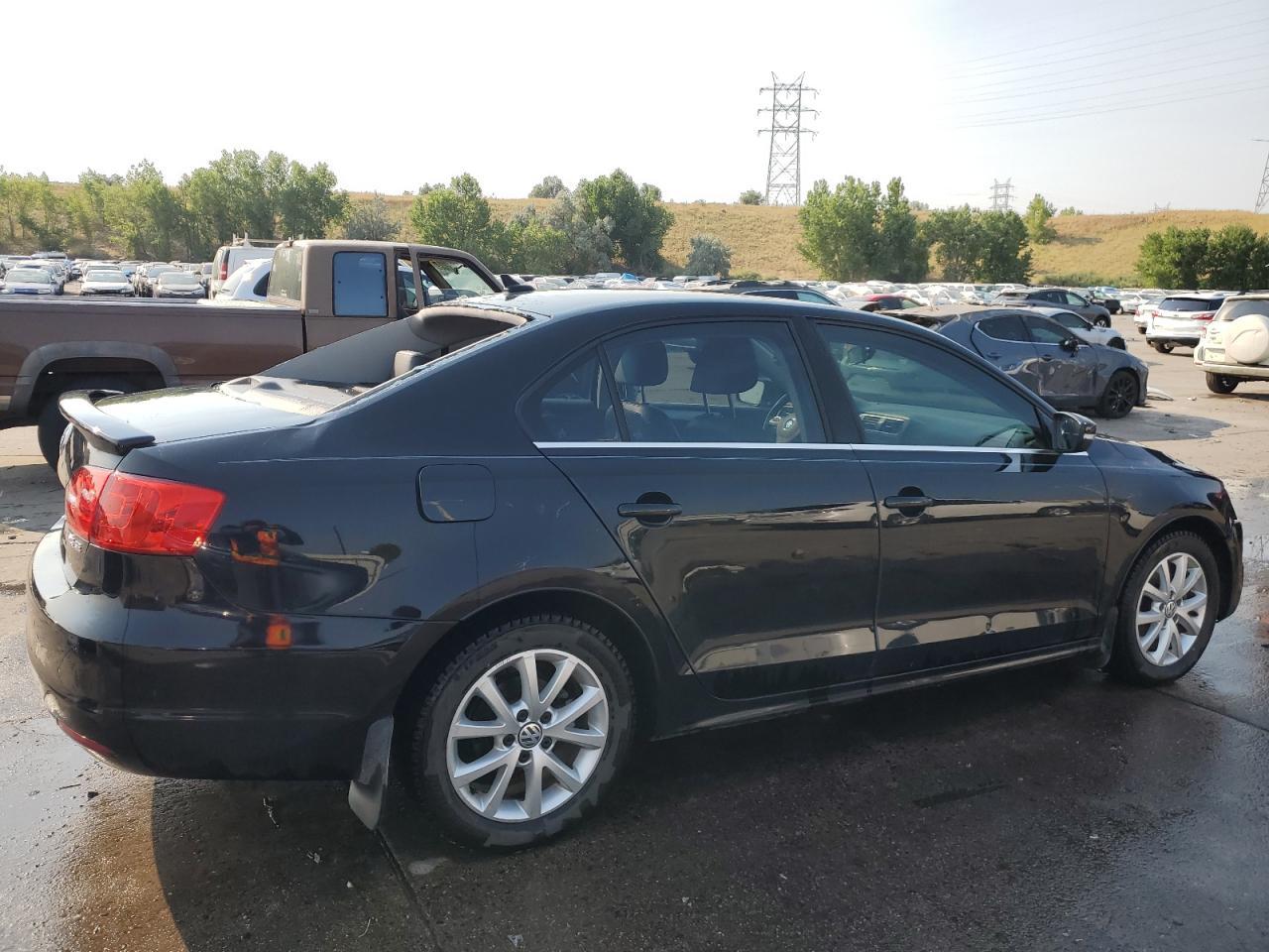 2013 Volkswagen Jetta Se - Image 3
