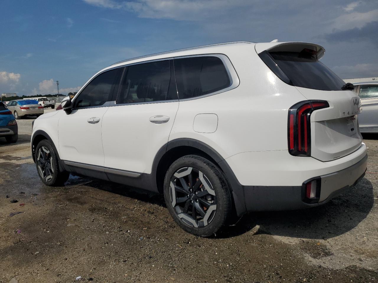 2023 Kia Telluride Ex - Фото 2