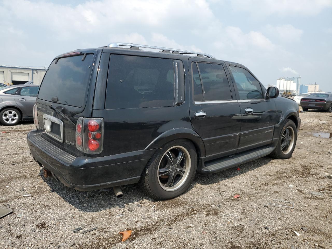 2001 Lincoln Navigator - Фото 3