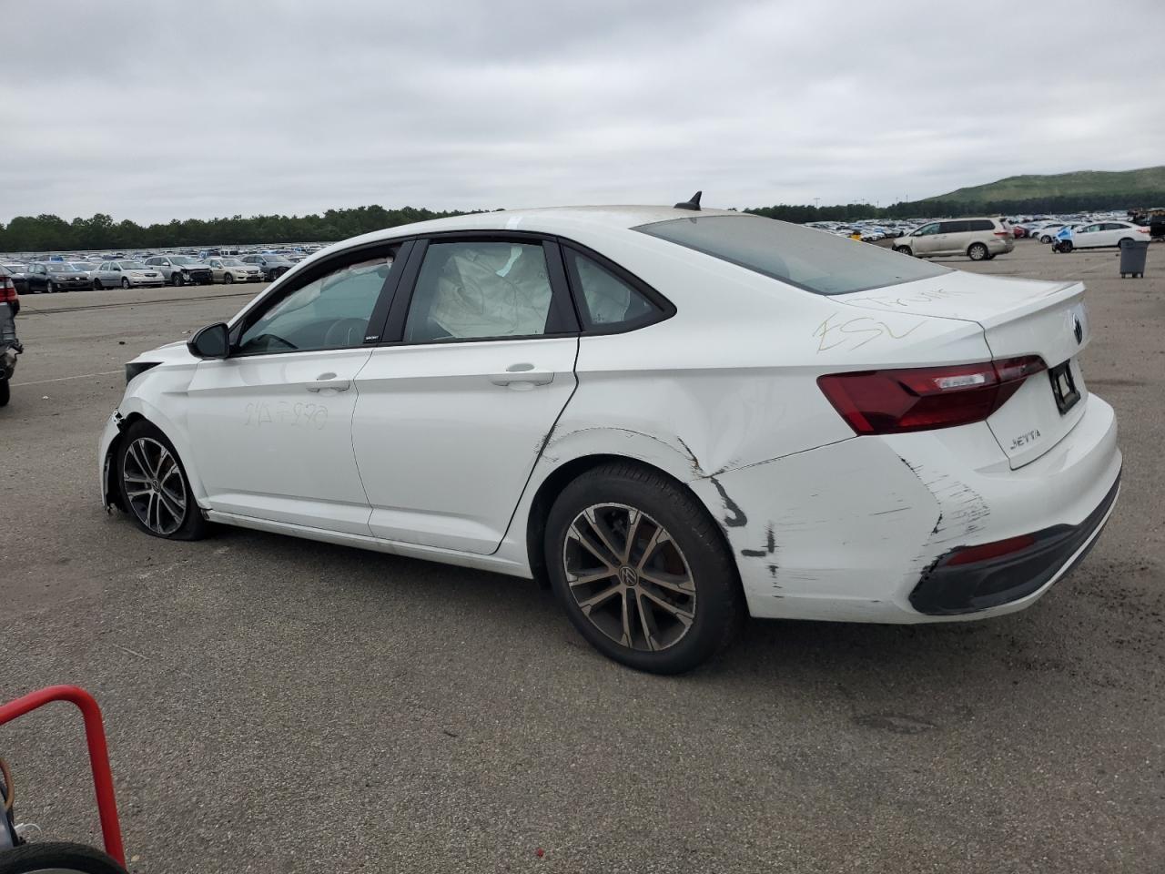 2024 Volkswagen Jetta Sport - Фото 2