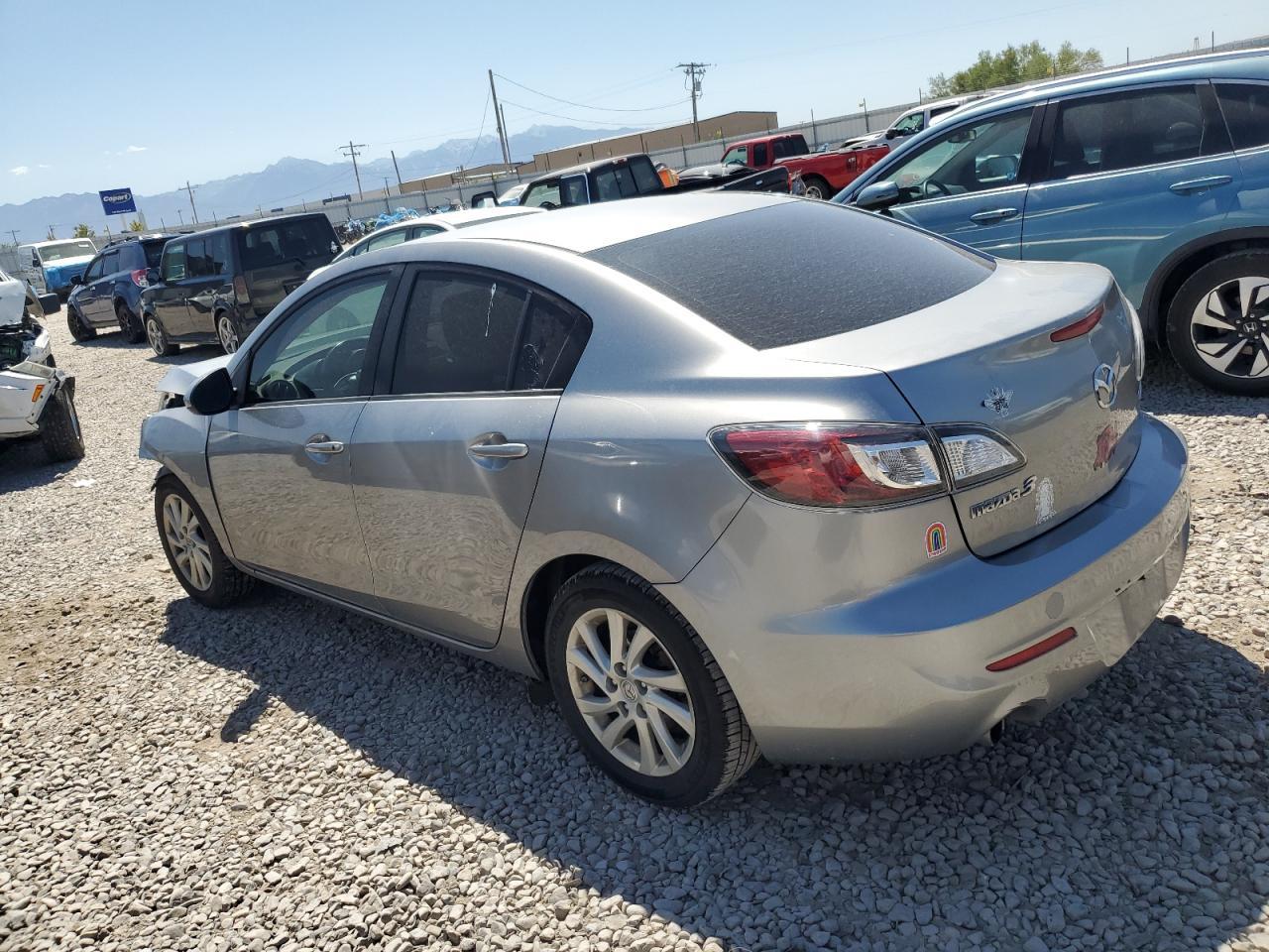 2012 Mazda 3 I - Image 2