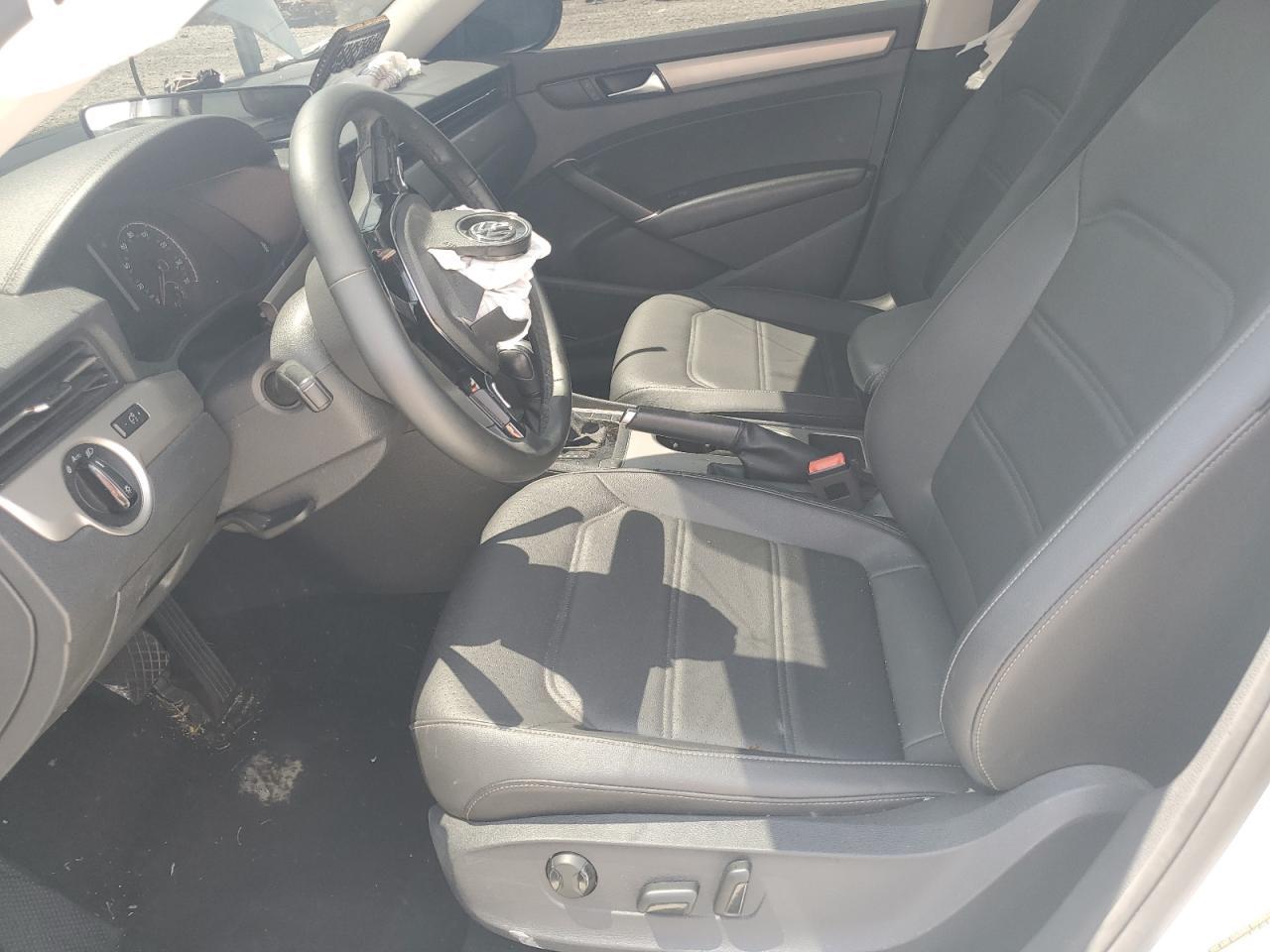 2022 Volkswagen Passat Se - Фото 7