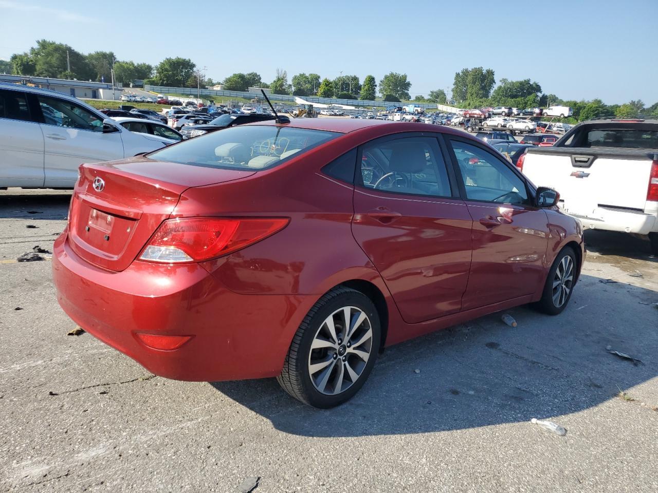 2017 Hyundai Accent Se - Image 3