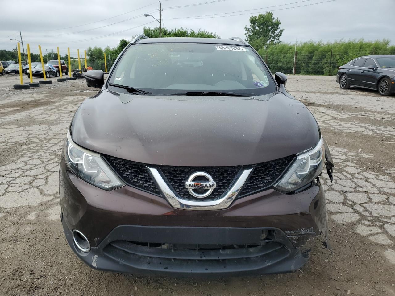 2017 Nissan Rogue Sport S - Image 5