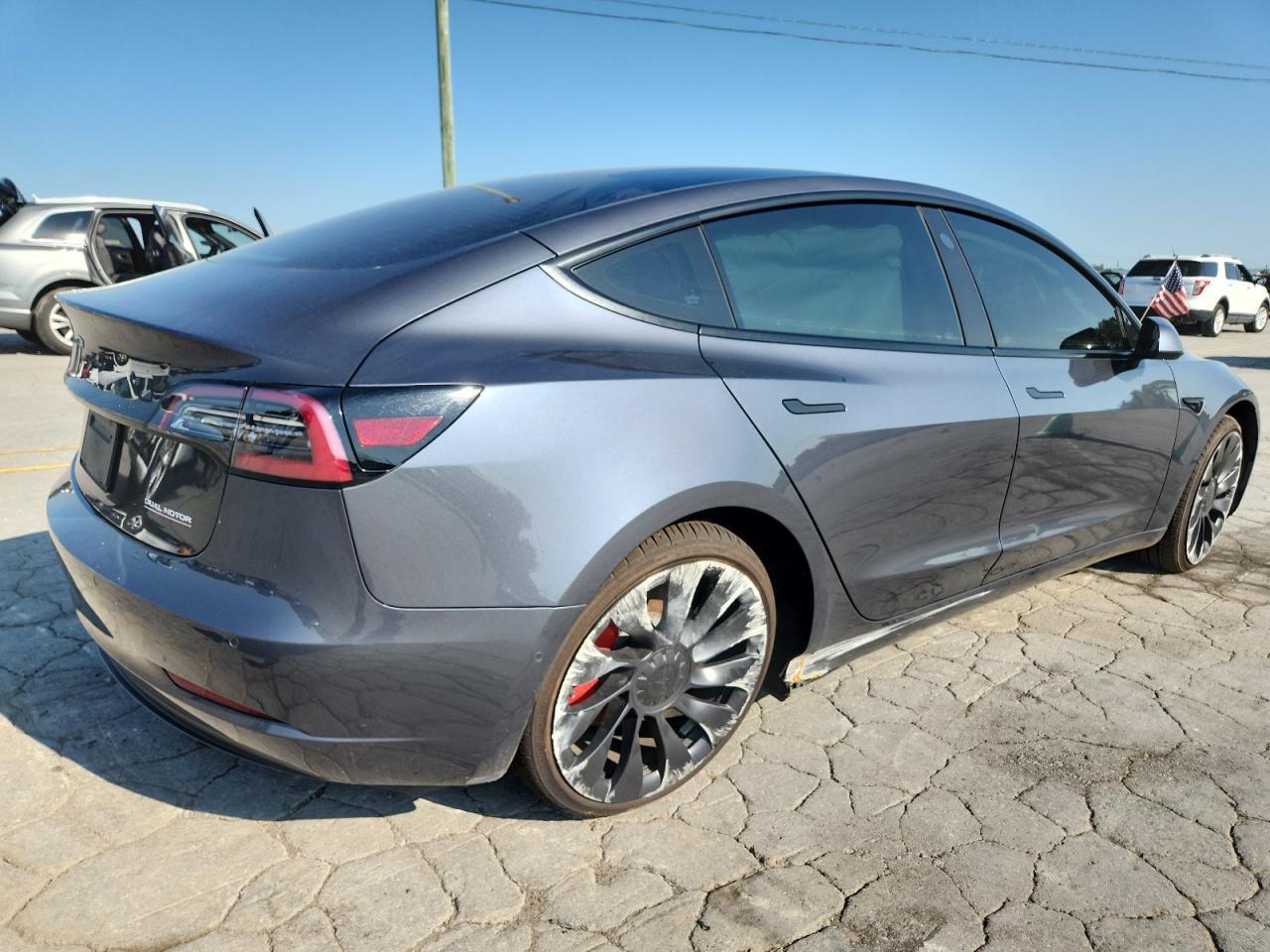 2022 Tesla Model 3 - Image 3
