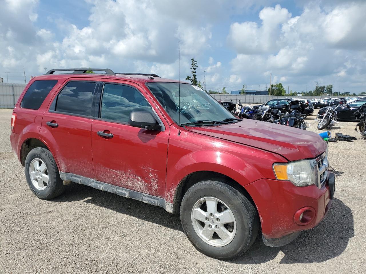 2011 Ford Escape Xlt - Image 4