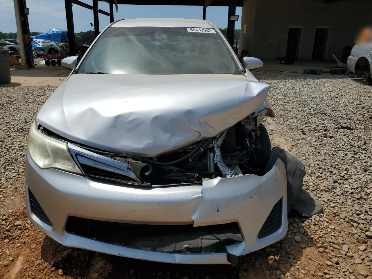 2012 Toyota Camry Base - Фото 5