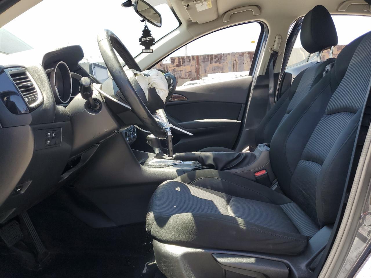 2015 Mazda 3 Touring - Image 7