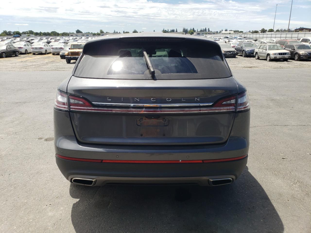 2022 Lincoln Nautilus - Image 6