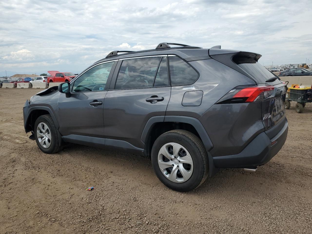 2021 Toyota Rav4 Le - Фото 2