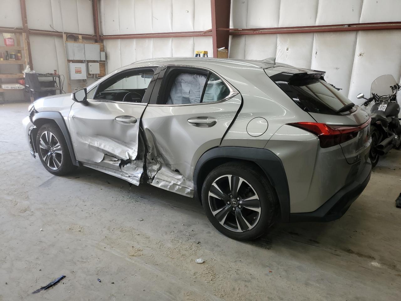2021 Lexus Ux 200 - Фото 2
