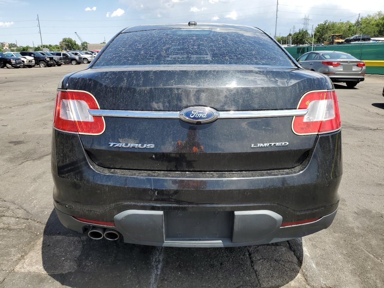2011 Ford Taurus Limited - Image 6