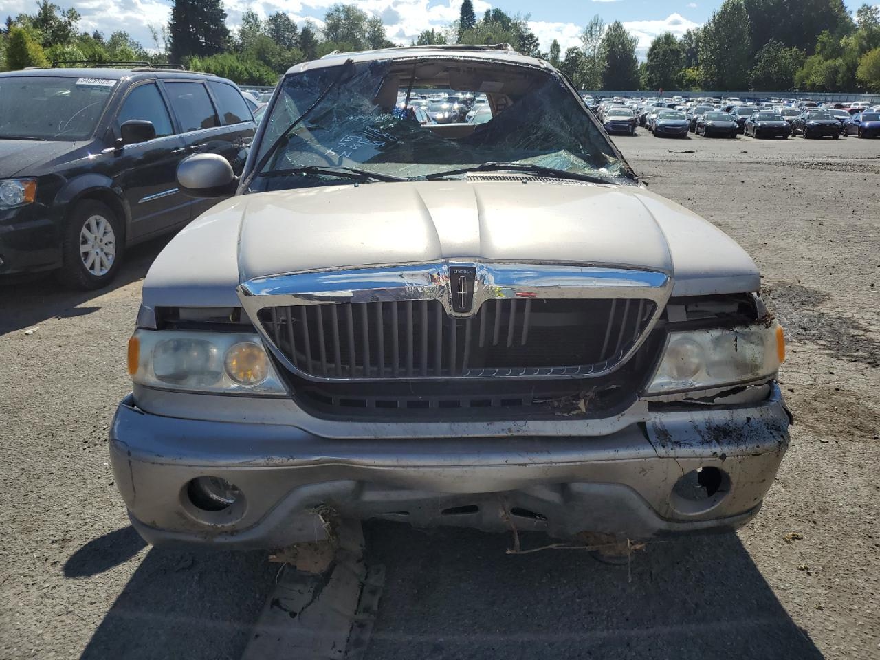 2001 Lincoln Navigator - Фото 5