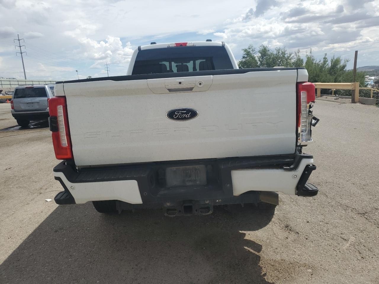 2023 Ford F350 Super Duty - Фото 6