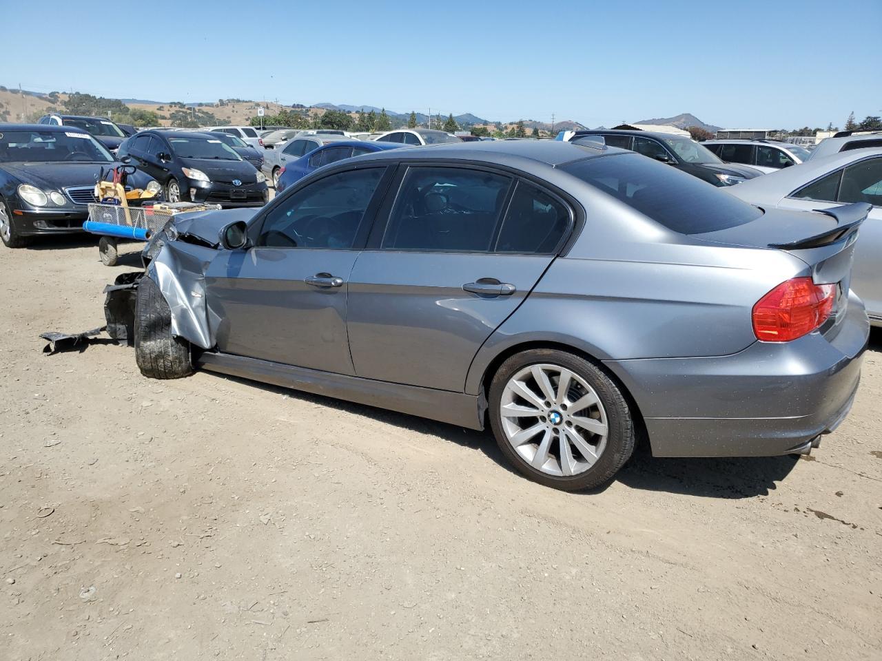 2011 BMW 328 I Sulev - Фото 2