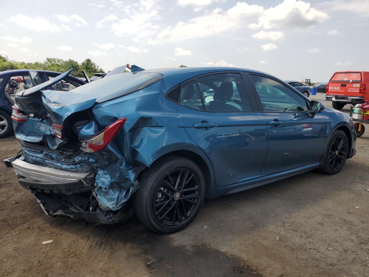 2025 Toyota Camry Xse - Фото 3