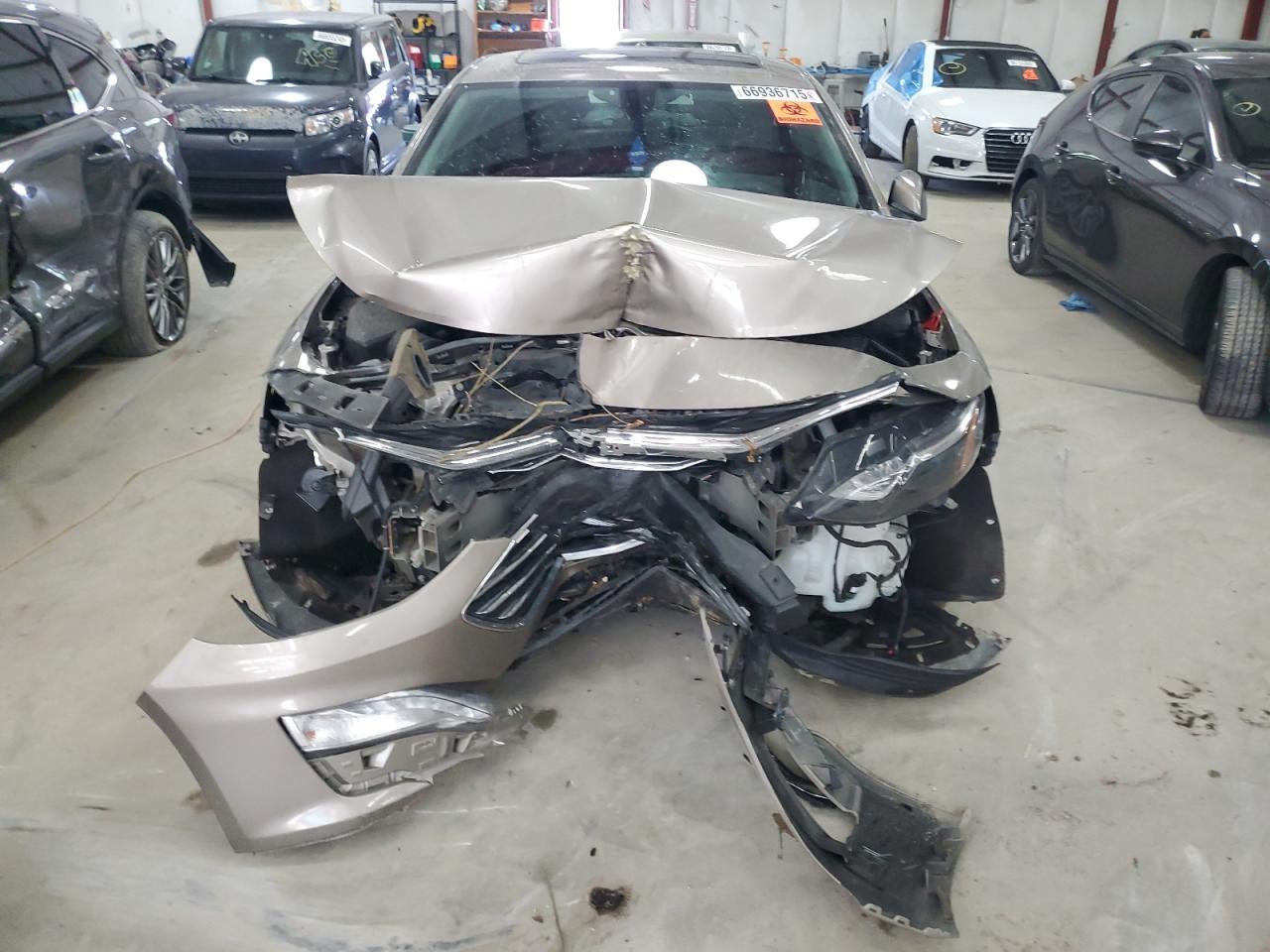 2022 Chevrolet Malibu Lt - Image 5