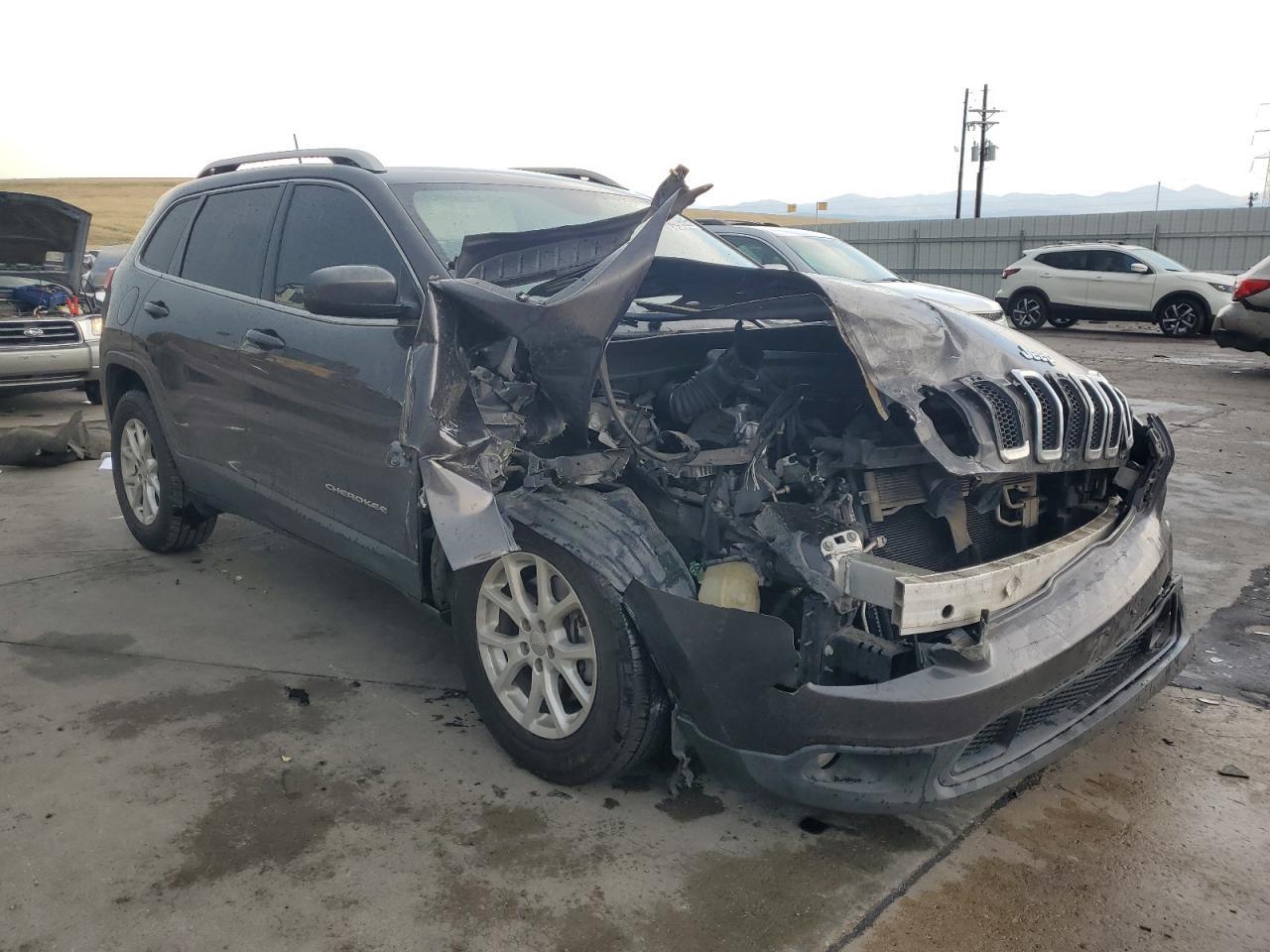 2017 Jeep Cherokee Latitude - Фото 4