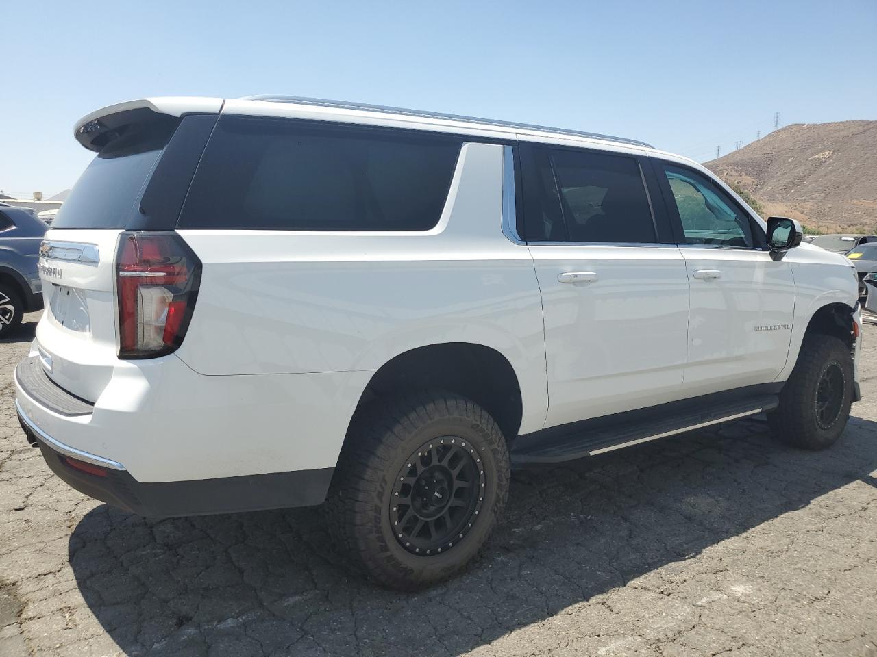 2023 Chevrolet Suburban K1500 Ls - Image 3