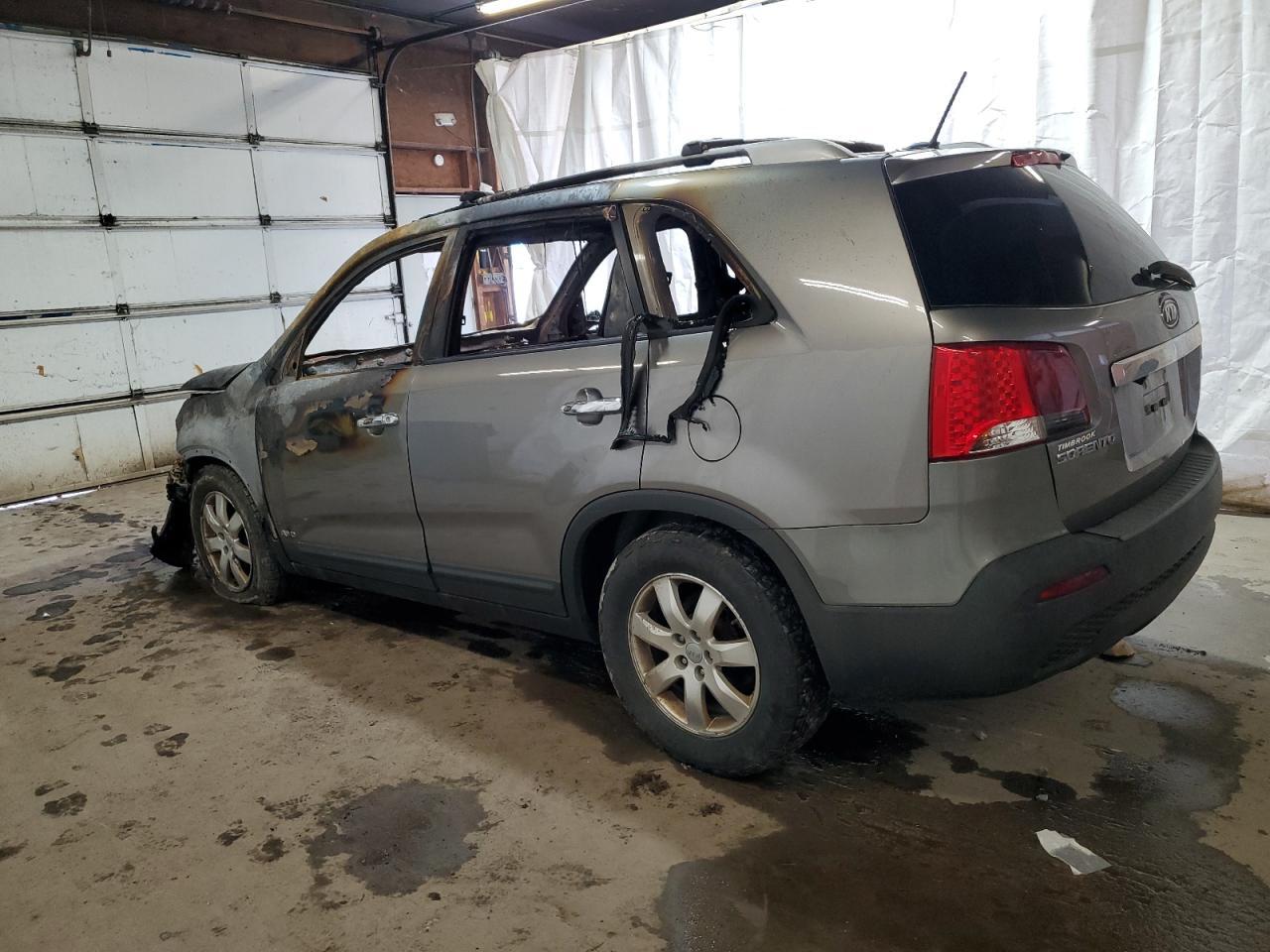 2012 Kia Sorento Base - Фото 2