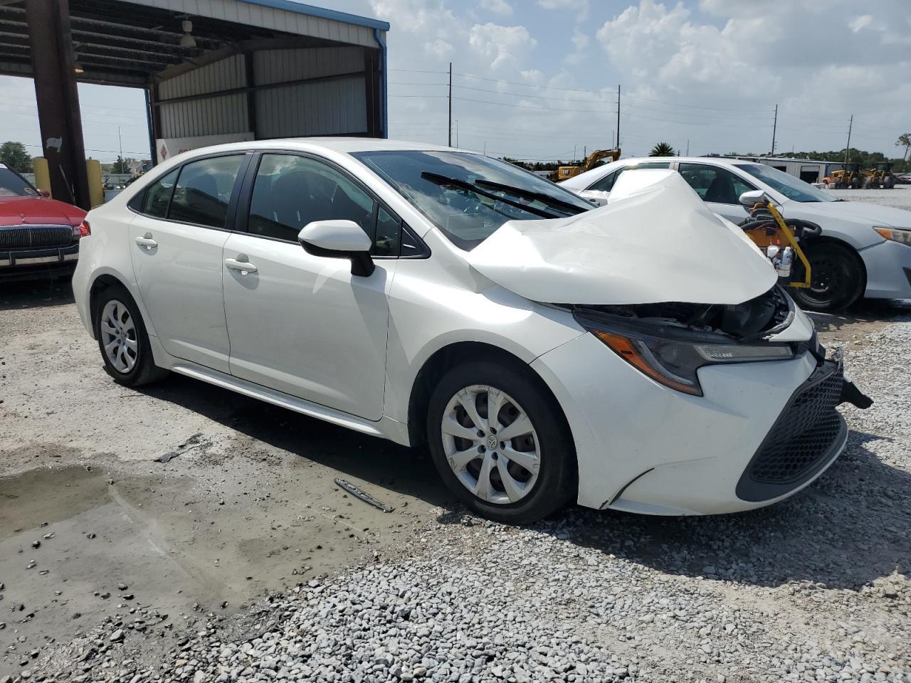2020 Toyota Corolla Le - Image 4