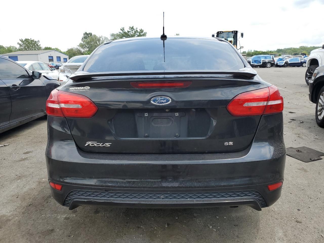 2015 Ford Focus Se - Фото 6