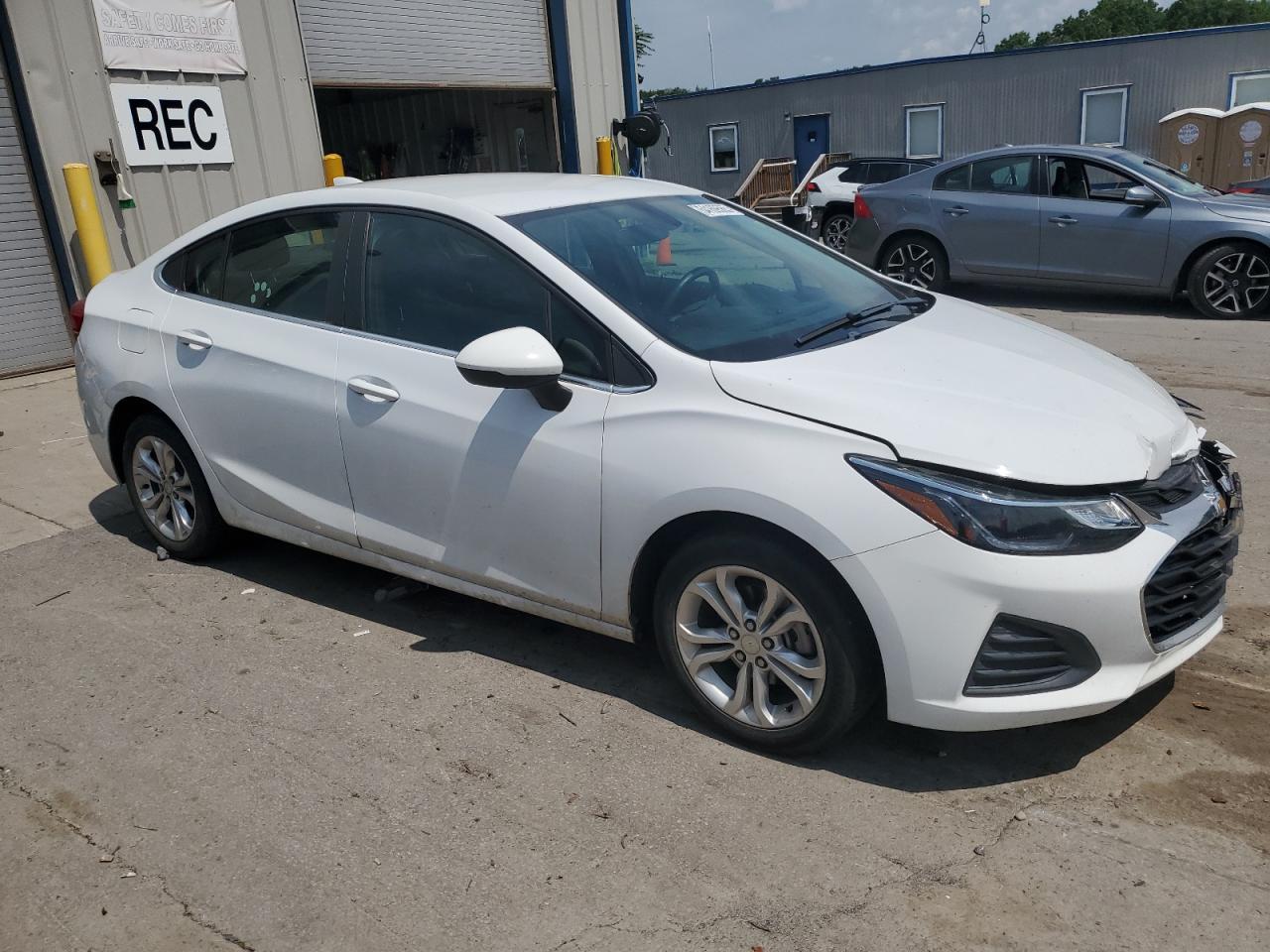 2019 Chevrolet Cruze Lt - Image 4