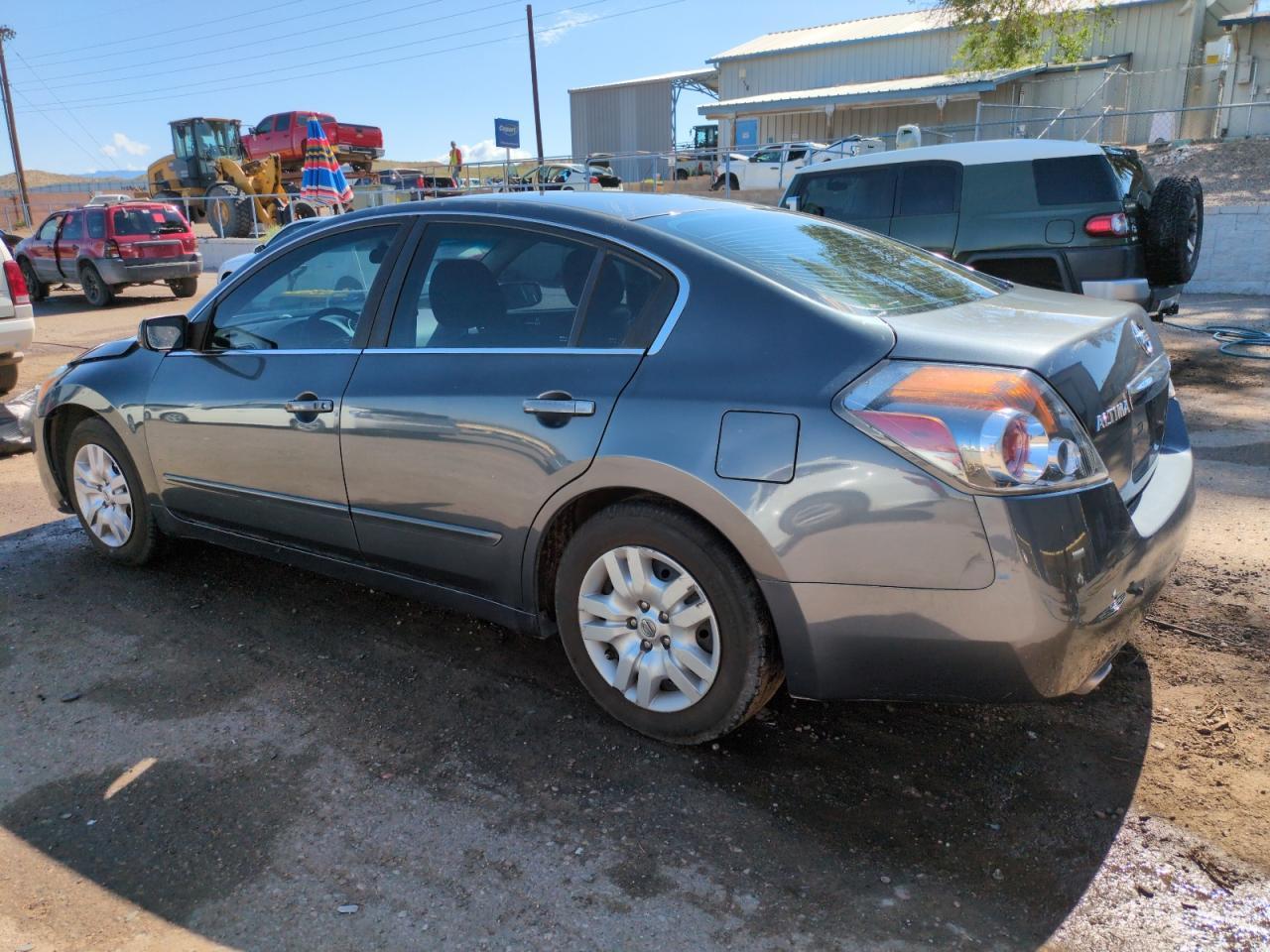 2011 Nissan Altima Base - Image 2