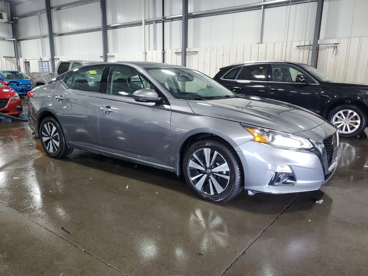 2020 Nissan Altima Sl - Фото 4