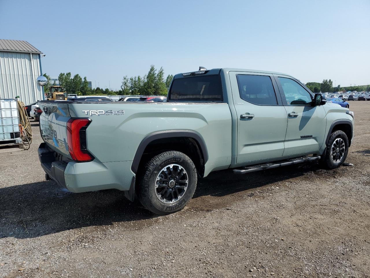 2024 Toyota Tundra Crewmax Platinum - Фото 3